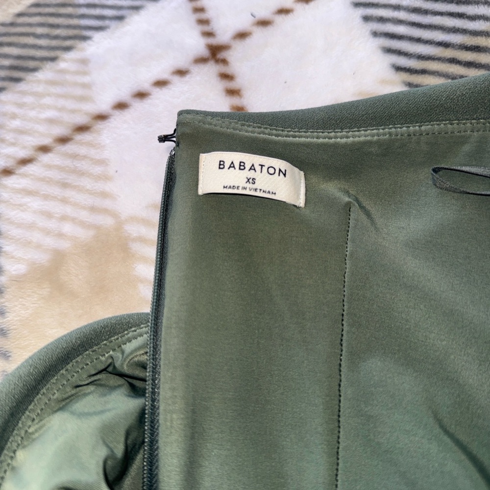 Aritzia FigureKnit™ Eyecatcher Dress - Picture 7 of 8